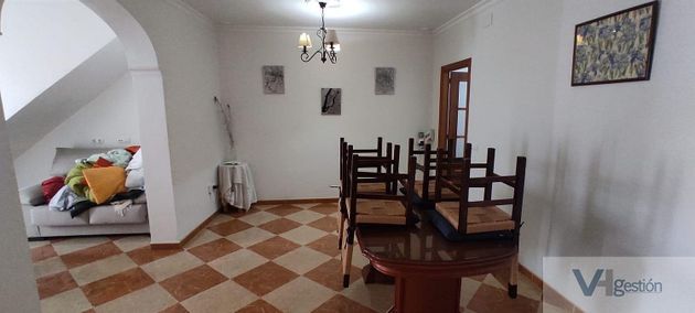 Foto 1 de Venta de casa en Villamartín de 2 habitaciones con garaje