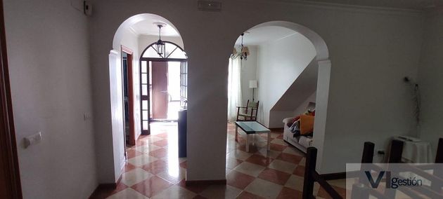 Foto 2 de Venta de casa en Villamartín de 2 habitaciones con garaje