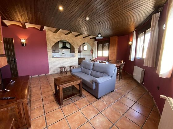 Foto 2 de Casa en venta en Venta del Moro de 12 habitaciones con calefacción