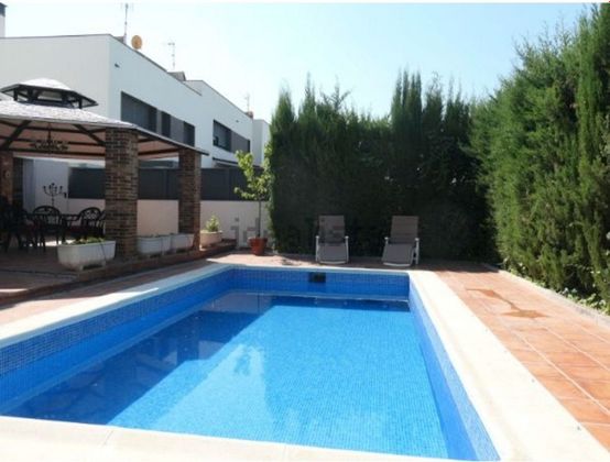 Foto 1 de Chalet en venta en Zona Norte de 6 habitaciones con terraza y piscina