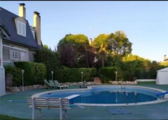 Foto 2 de Venta de chalet en El Castillo Campodón de 7 habitaciones con terraza y piscina