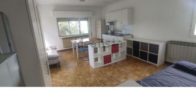 Foto 1 de Piso en alquiler en Las Lomas de 2 habitaciones con muebles