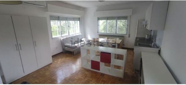 Foto 2 de Piso en alquiler en Las Lomas de 2 habitaciones con muebles