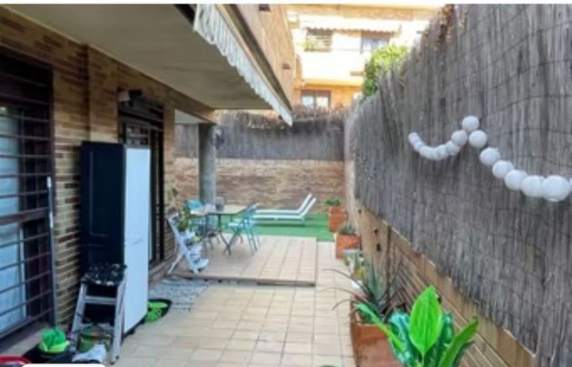 Foto 2 de Piso en venta en Sevilla la Nueva de 2 habitaciones con piscina y garaje