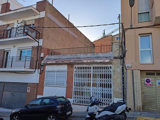 Foto 1 de Casa en venda a Sant Pere de Ribes Centro de 3 habitacions amb jardí