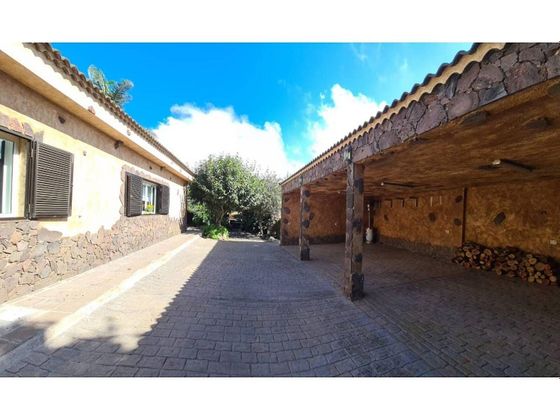 Foto 1 de Venta de casa rural en La Esperanza-Llano del Moro de 4 habitaciones con terraza y piscina