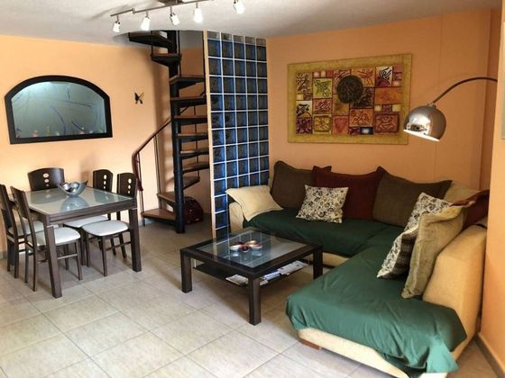 Foto 2 de Dúplex en venda a Los Cristianos - Playa de las Américas de 3 habitacions amb terrassa i garatge