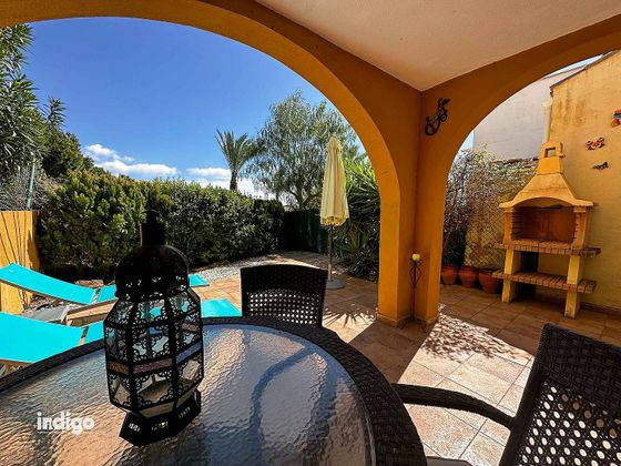 Foto 1 de Casa adossada en venda a calle De Miguel de Unamuno de 3 habitacions amb terrassa i piscina