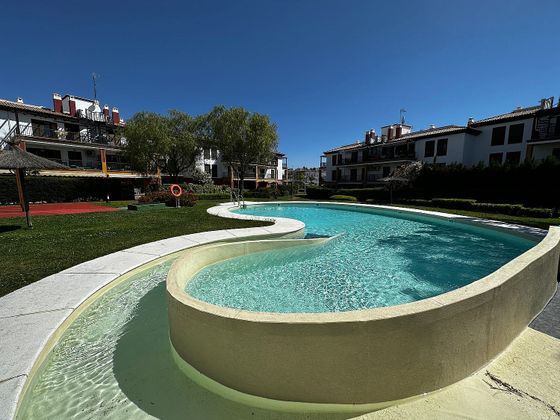 Foto 1 de Pis en venda a Costa Esuri de 3 habitacions amb terrassa i piscina