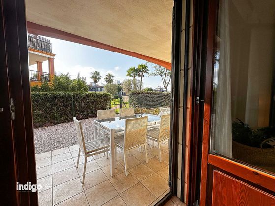 Foto 2 de Piso en venta en Costa Esuri de 3 habitaciones con terraza y piscina