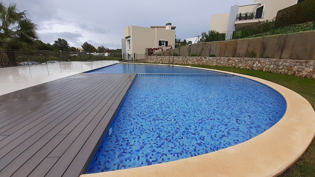 Foto 1 de Venta de piso en Cala Vinyes de 3 habitaciones con terraza y piscina