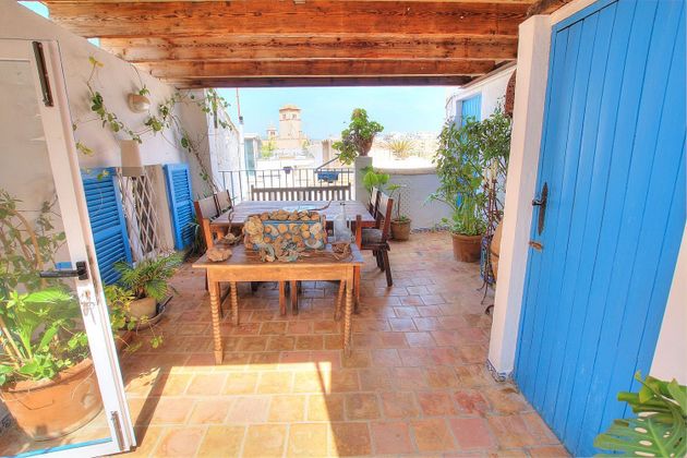 Foto 2 de Àtic en venda a La Llotja - Sant Jaume de 5 habitacions amb terrassa i garatge