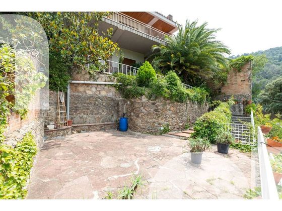 Foto 2 de Casa en venda a Figaró-Montmany de 5 habitacions amb terrassa i piscina