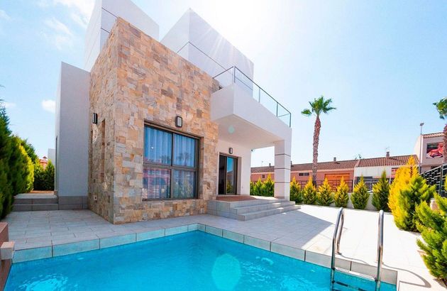 Foto 1 de Casa en venta en La Dorada - Rame de 3 habitaciones con terraza y piscina