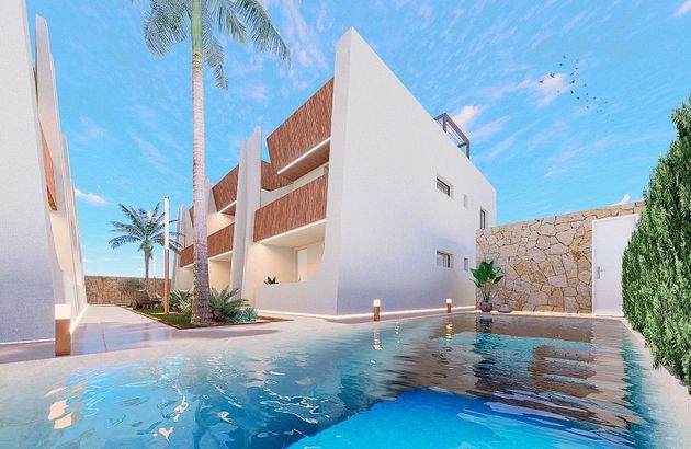 Foto 1 de Ático en venta en Lo Pagán de 2 habitaciones con terraza y piscina