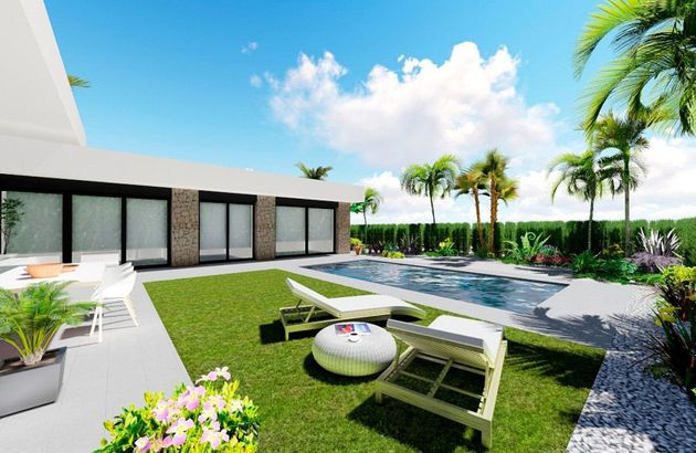 Foto 1 de Venta de casa en Cehegín de 3 habitaciones con terraza y piscina