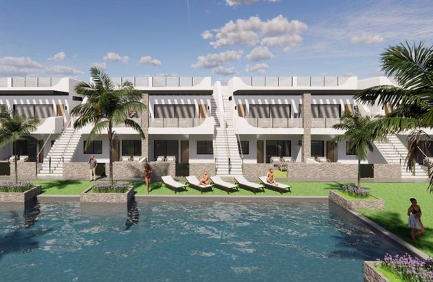 Foto 1 de Piso en venta en Altos - La Florida de 3 habitaciones con terraza y piscina