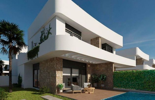 Foto 2 de Casa en venda a Montesinos (Los) de 3 habitacions amb terrassa i piscina