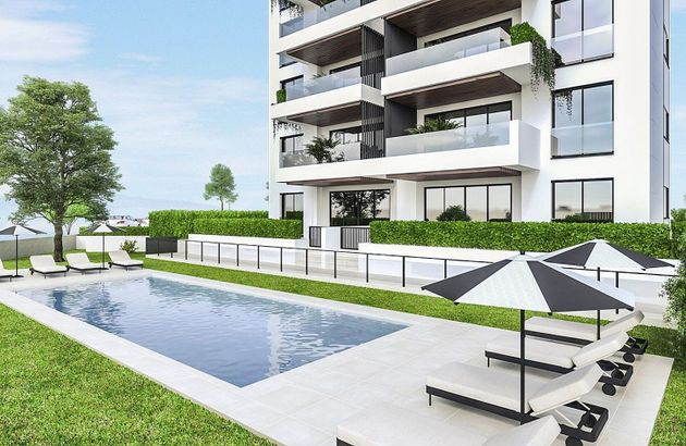 Foto 1 de Pis en venda a Urbanizaciones de 3 habitacions amb terrassa i piscina