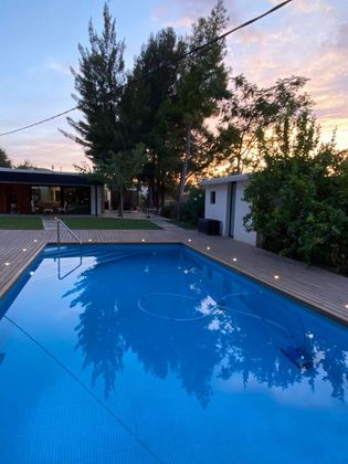 Foto 1 de Chalet en venta en Elda de 3 habitaciones con terraza y piscina
