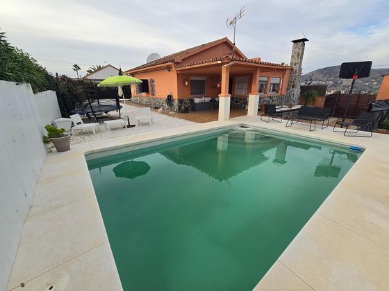 Foto 2 de Venta de chalet en Coín de 4 habitaciones con terraza y piscina
