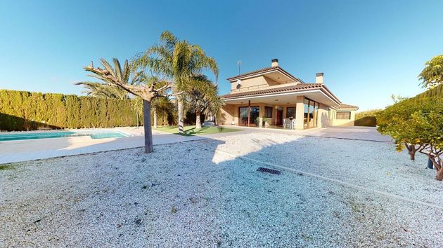 Foto 1 de Xalet en venda a Valverde de 6 habitacions amb terrassa i piscina