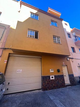 Foto 1 de Xalet en venda a Santa Clara - Las Delicias - Mayorazgo de 4 habitacions amb terrassa
