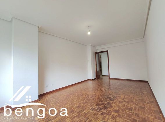 Foto 2 de Pis en venda a Aranzabela - Aranbizkarra de 3 habitacions amb terrassa i calefacció