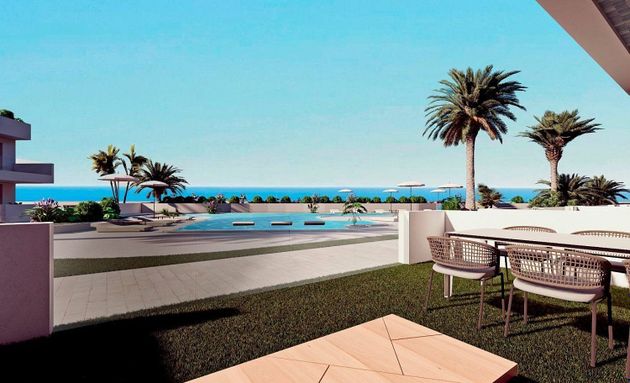 Foto 2 de Piso en venta en Pueblo de Cullera de 3 habitaciones con terraza y piscina