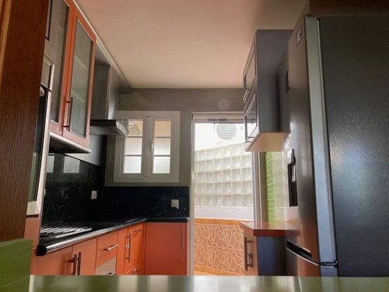 Foto 2 de Casa adosada en venta en Vecindario-Paredilla-Sardina de 2 habitaciones con garaje
