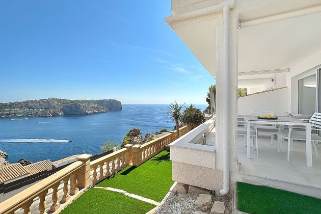Foto 2 de Piso en venta en Port d'Andratx de 2 habitaciones con terraza y piscina