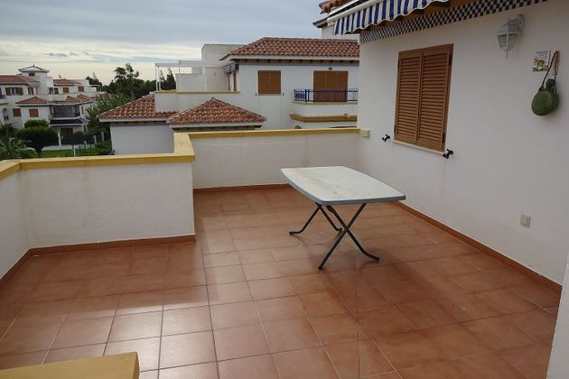 Foto 2 de Àtic en venda a avenida Del Descubrimiento de 1 habitació amb terrassa i piscina
