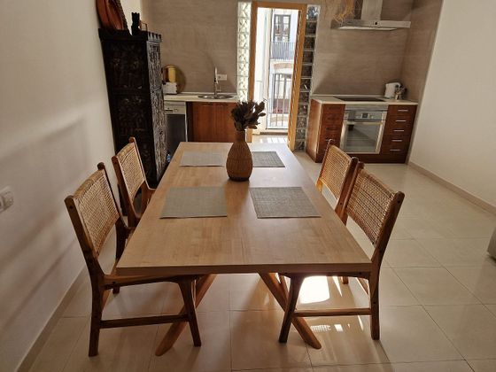 Foto 2 de Alquiler de ático en calle De Ripalda de 1 habitación con terraza y muebles