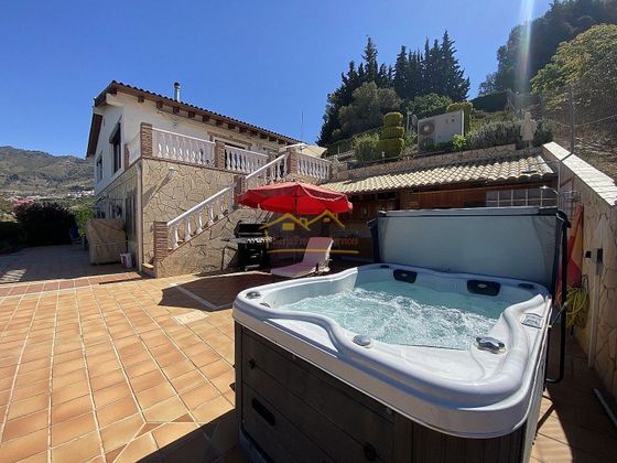 Foto 1 de Casa en venda a Frigiliana de 4 habitacions amb terrassa i piscina
