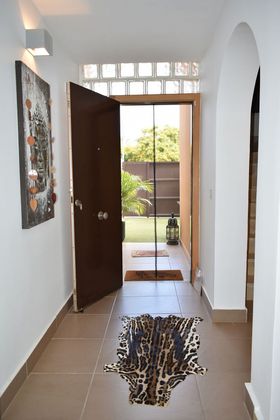 Foto 2 de Venta de casa en Cabo Roig - La Zenia de 2 habitaciones con terraza y piscina