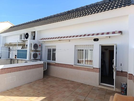Foto 1 de Àtic en venda a Playa de Gandia de 4 habitacions amb terrassa i garatge