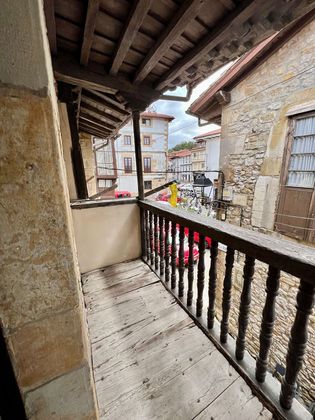 Foto 1 de Casa en venda a plaza Teniente Ortiz Zárate de 6 habitacions amb balcó