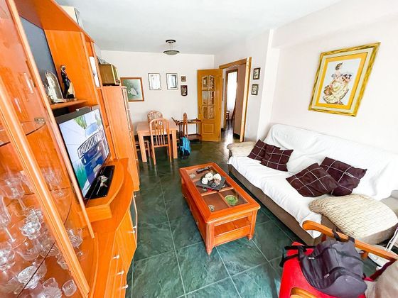 Foto 2 de Pis en venda a Entrevías de 3 habitacions amb terrassa i aire acondicionat