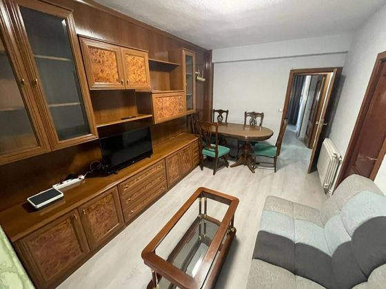 Foto 1 de Pis en venda a Portazgo de 3 habitacions amb terrassa i garatge