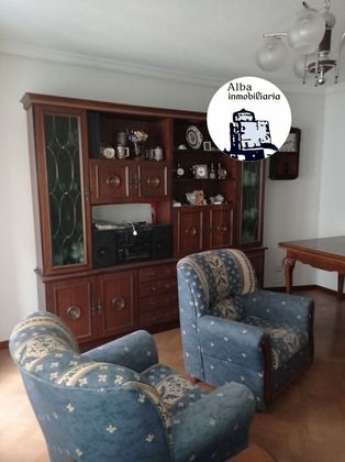 Foto 1 de Pis en venda a calle Deposito de Las Aguas de 3 habitacions amb mobles i balcó