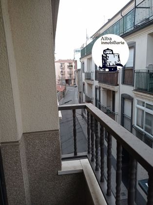 Foto 2 de Piso en venta en calle Deposito de Las Aguas de 3 habitaciones con muebles y balcón