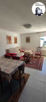Foto 1 de Pis en venda a calle Ochavo de 4 habitacions amb garatge i calefacció