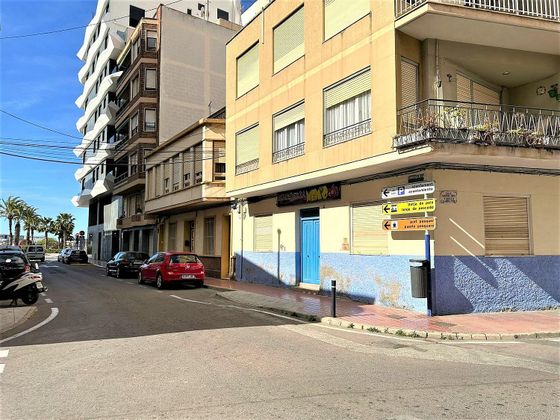 Foto 1 de Local en alquiler en calle Gabriel Miró de 158 m²