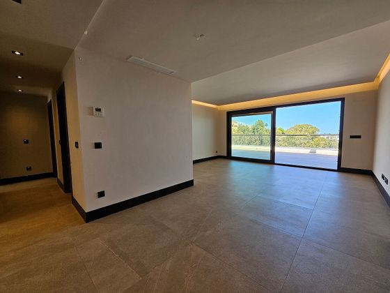 Foto 2 de Alquiler de piso en Los Naranjos - Las Brisas de 2 habitaciones con terraza y piscina