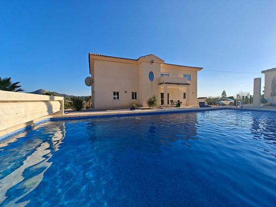 Foto 1 de Casa en venta en Abanilla de 5 habitaciones con terraza y piscina