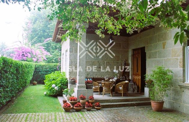 Foto 2 de Xalet en venda a calle La Toja de 10 habitacions amb terrassa i jardí