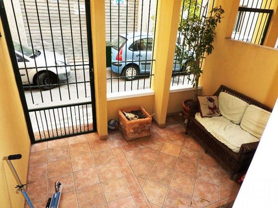 Foto 1 de Venta de dúplex en El Raval - Portes Encarnades de 3 habitaciones con terraza y aire acondicionado