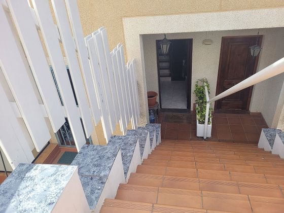Foto 2 de Casa adosada en venta en Altavista - Don Zoilo de 5 habitaciones con terraza y garaje