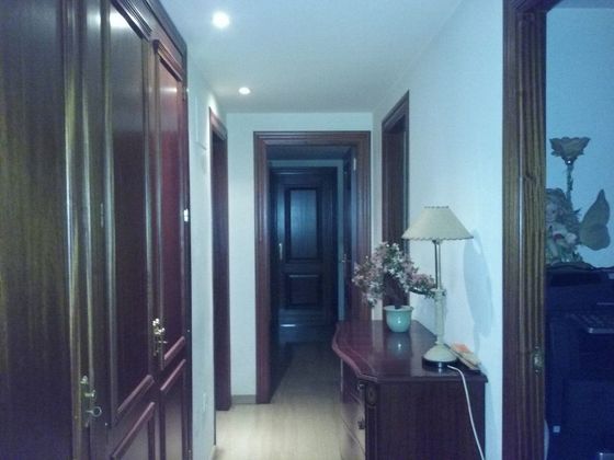 Foto 1 de Pis en venda a Ensanche - Diputación de 5 habitacions amb aire acondicionat i calefacció