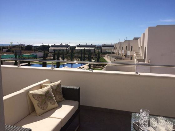 Foto 2 de Venta de piso en Campos de Golf - Villa Martin - Los Dolses de 2 habitaciones con terraza y piscina